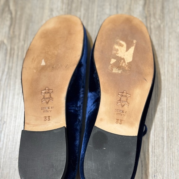 Gallucci Navy Velvet Mary Jane Shoes - Picture 3 of 9